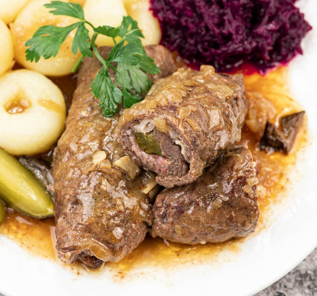 Домашні рулети з яловичини