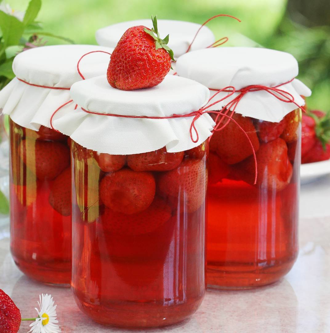 Компот з полуниці