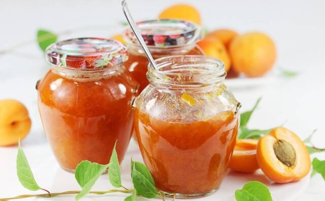 Абрикосове варення
