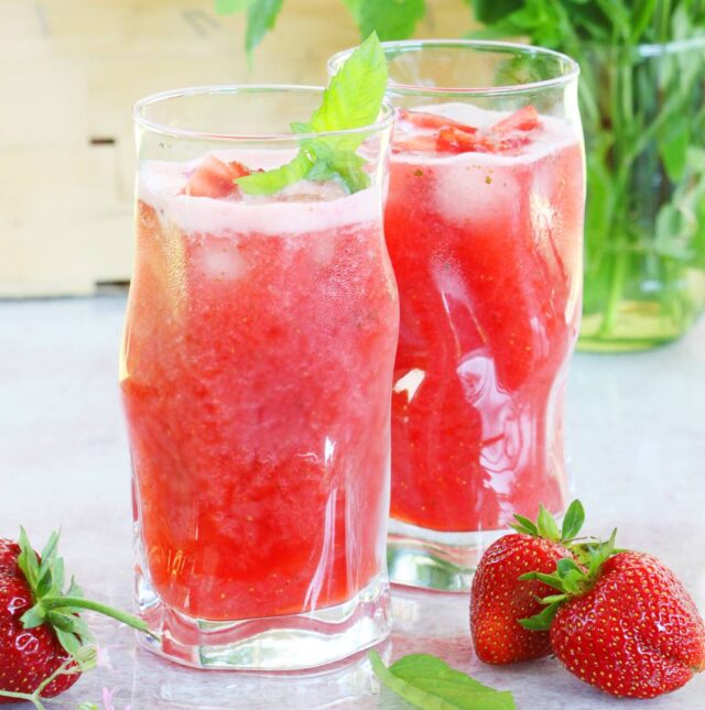 Полуничний лимонад