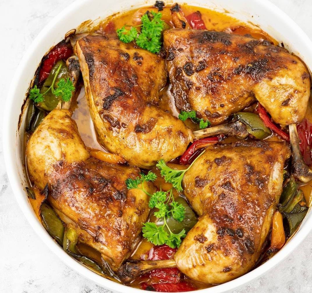 Запечені курячі стегна