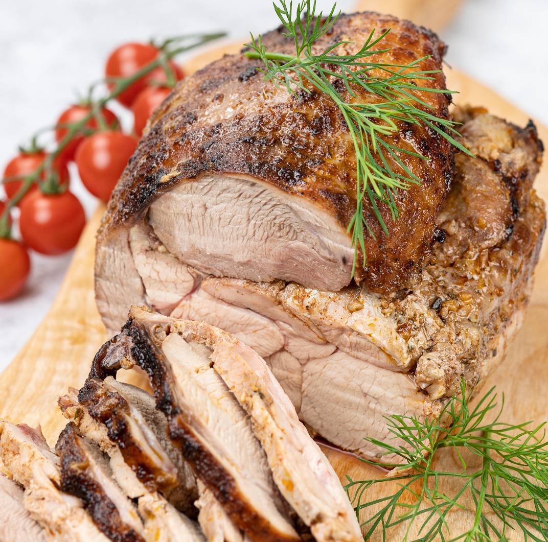 Гомілка індички запечена у духовці