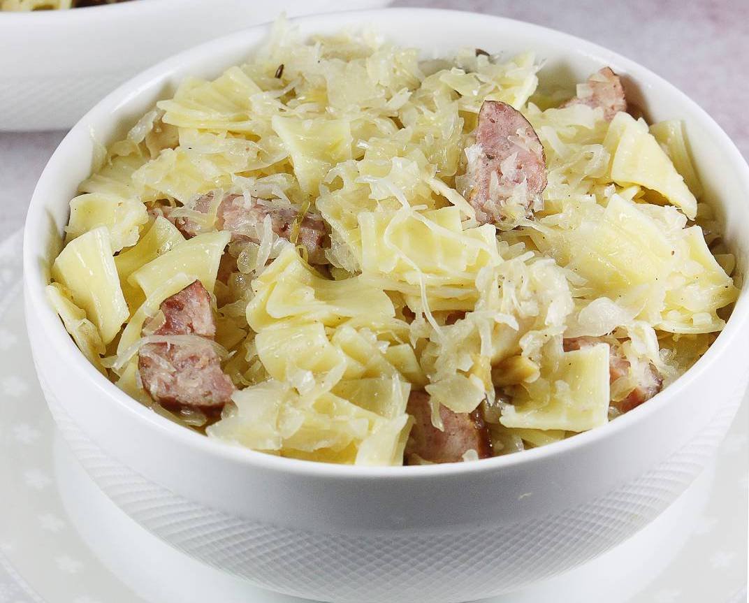 Локшина з квашеною капустою