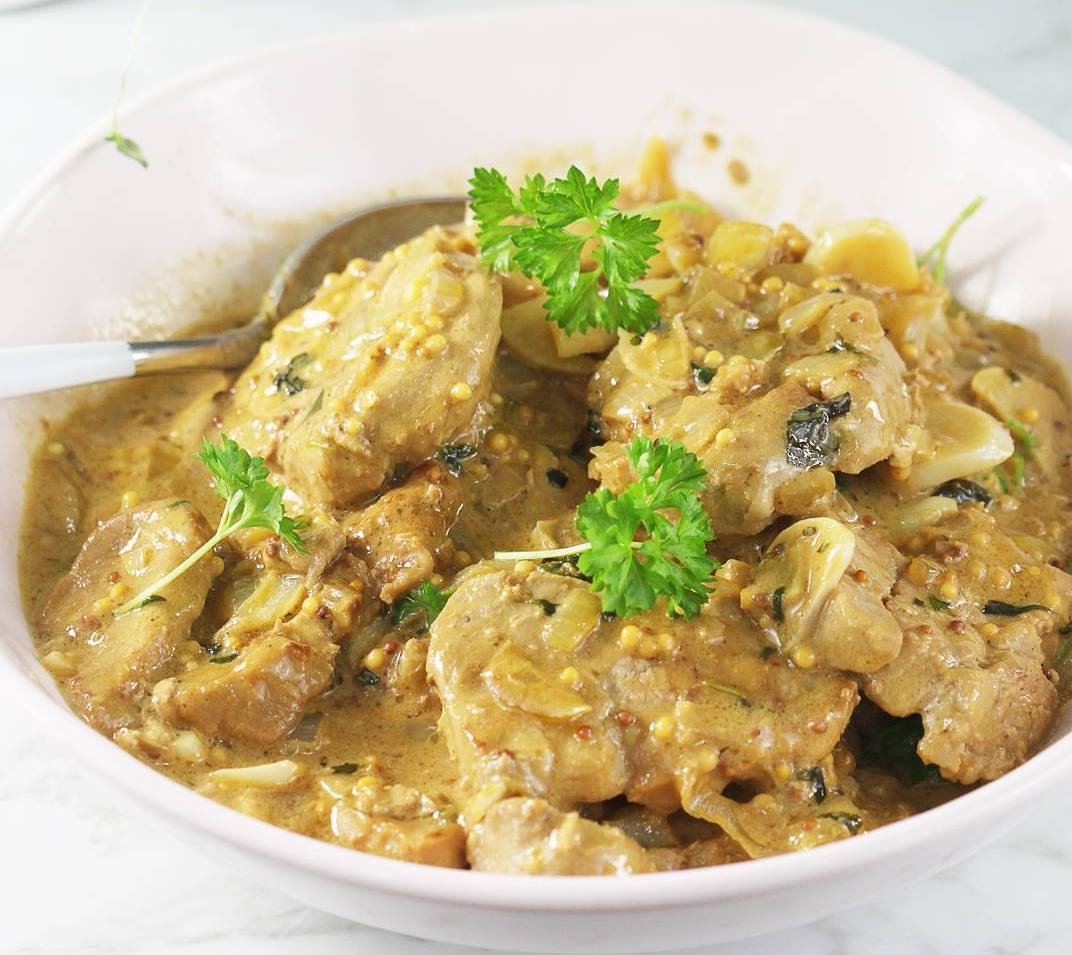 Свиняча вирізка у гірчичному соусі