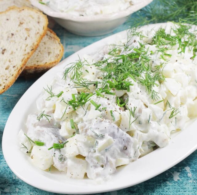 Оселедець в сметані