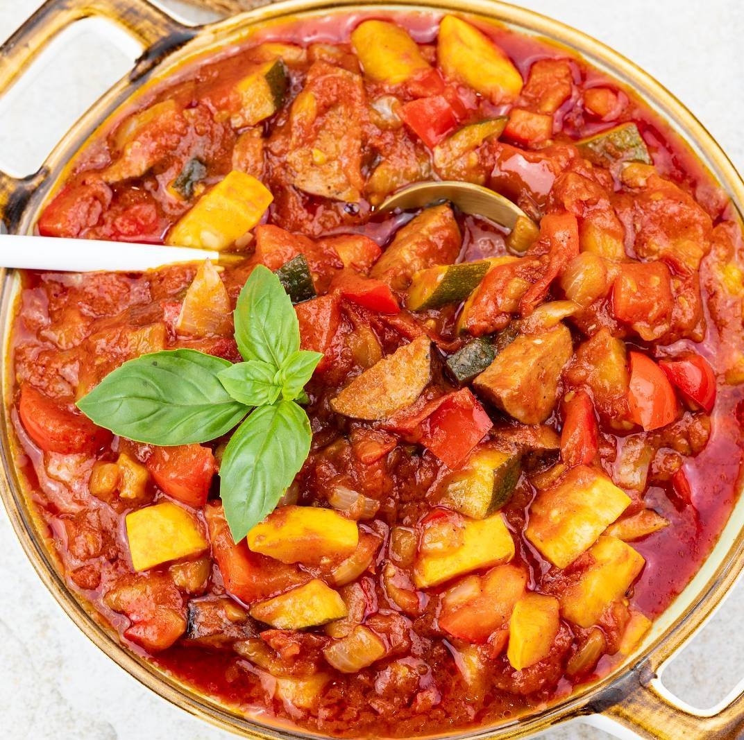 Лечо з ковбасою