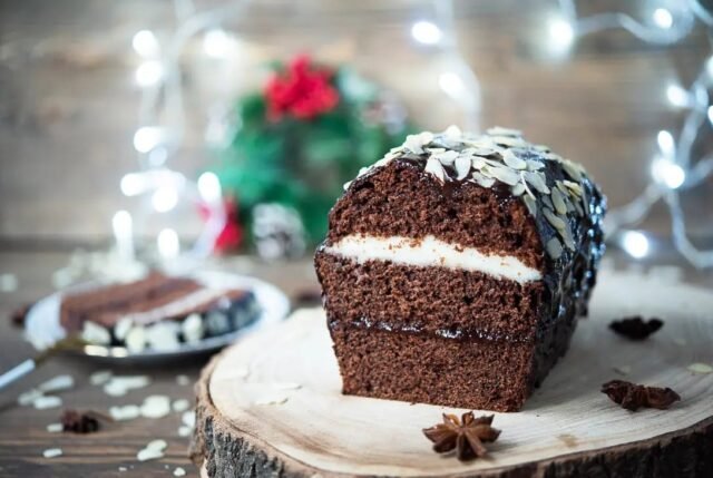 Святковий імбирний торт