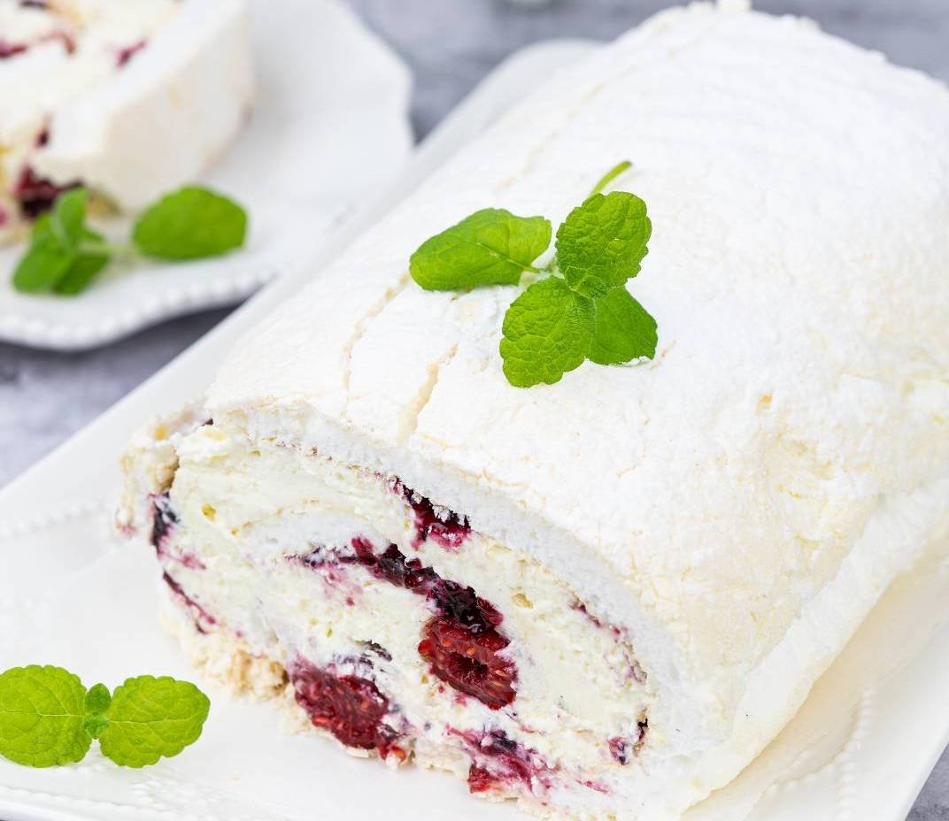 Меренговий рулет