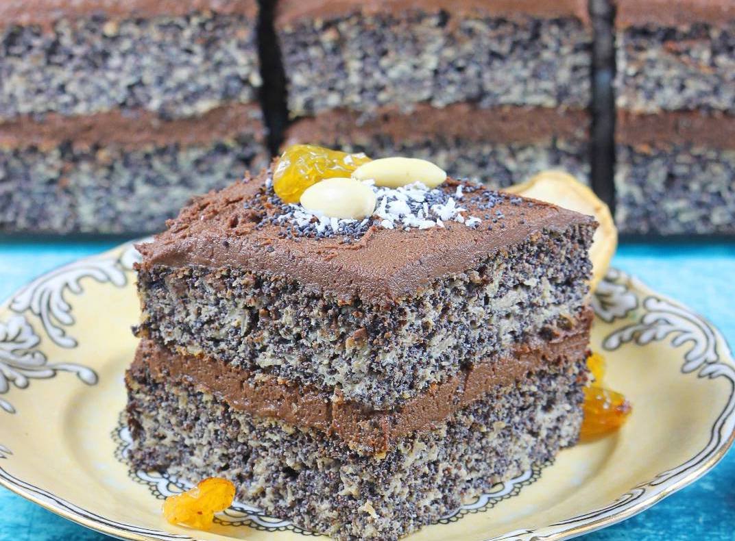 Японський маківник з яблуками