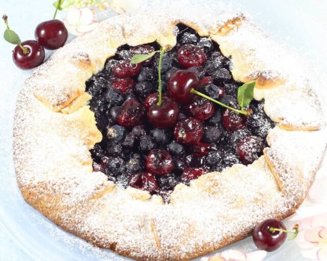 Простий фруктовий пиріг