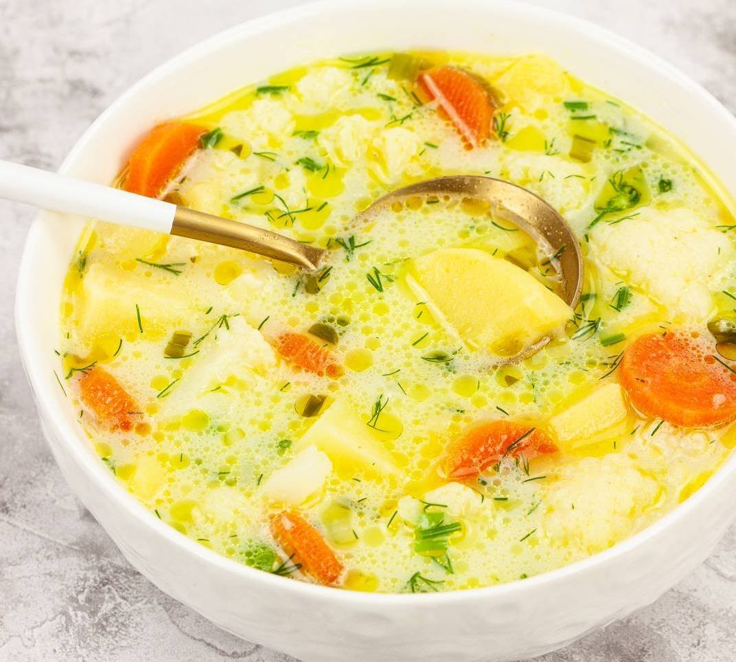 Суп з цвітної капусти