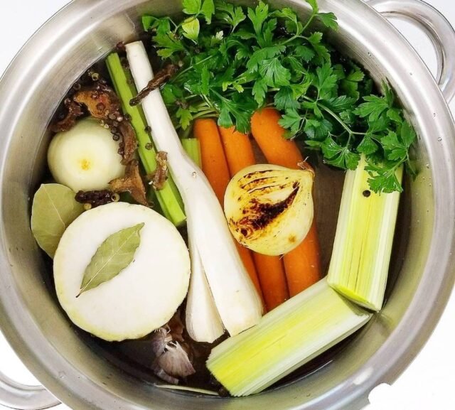 Овочевий бульйон