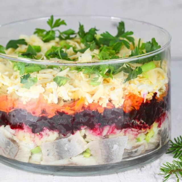 Оселедець під шубою