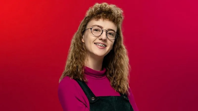 1. Моя улюблена Страшко (My Favorite Strashko, 2021)