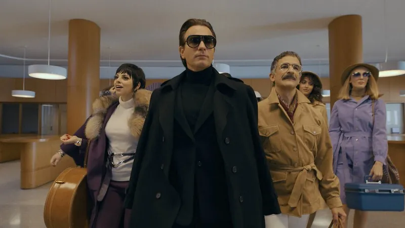 10. Голстон (Halston, 2021)