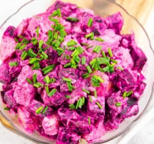 Салат з оселедцем і буряком