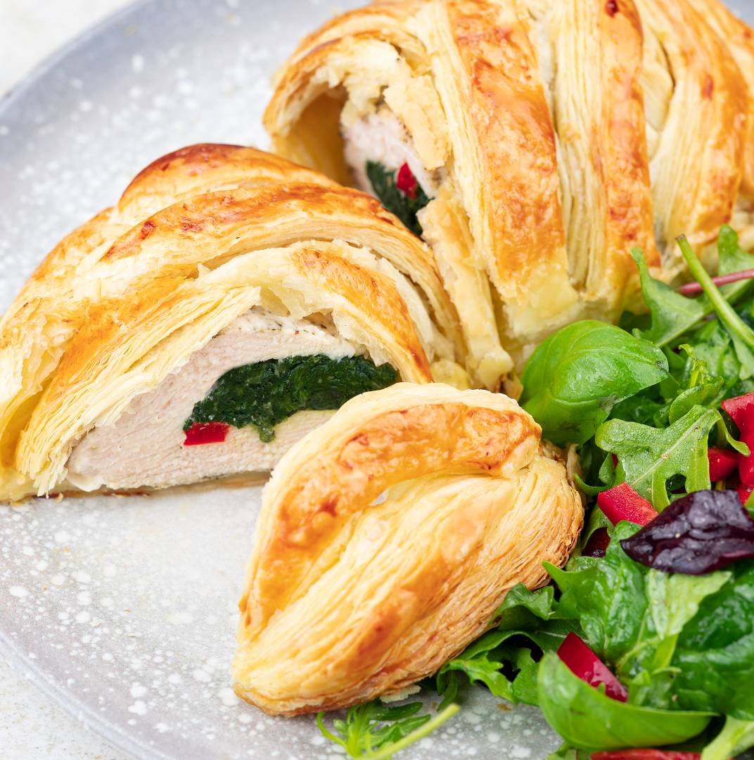 Курка в листковому тісті