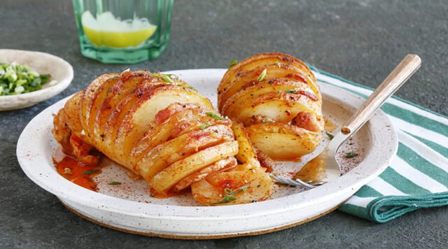 Печена картопля з салом