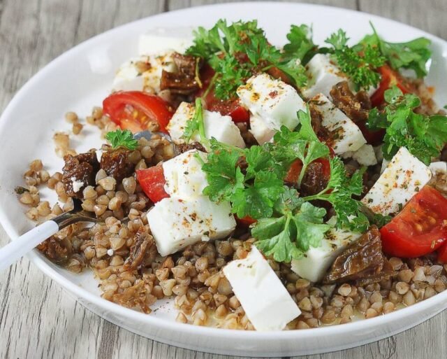 Салат з гречки