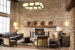 Декоративний камінь в інтер'єрі