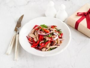 Салат на Новий рік з м'ясом