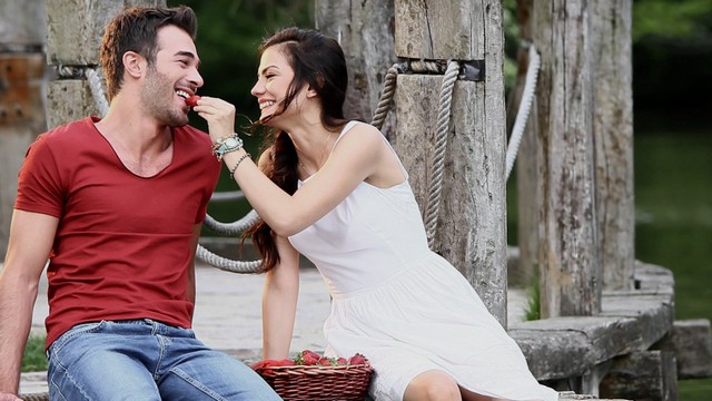 Цікаві турецькі комедійні серіали про любов