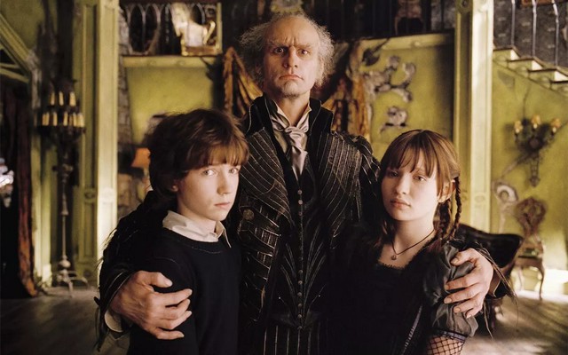 Лемоні Снікет: 33 нещастя (Lemony Snicket’s A Series of Unfortunate Events 2004)