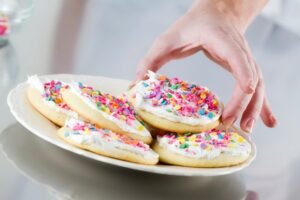 Чому хочеться солодкого?