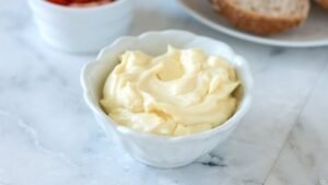 Чому домашній майонез не густіє